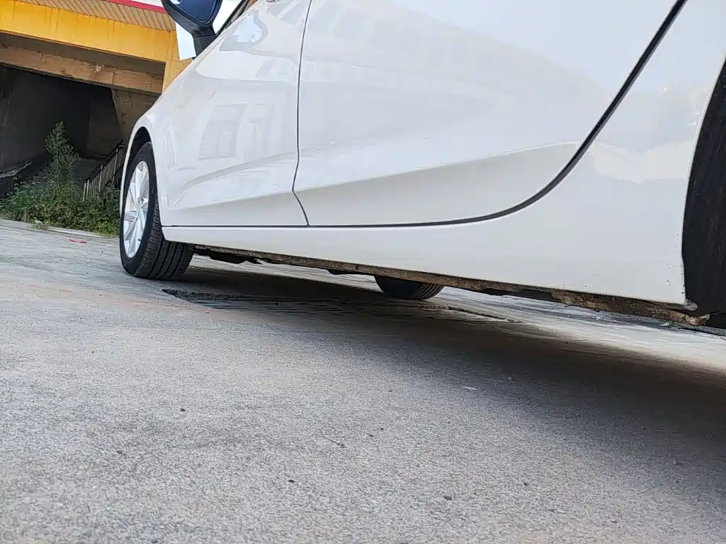Buick Verano — миниатюра 22