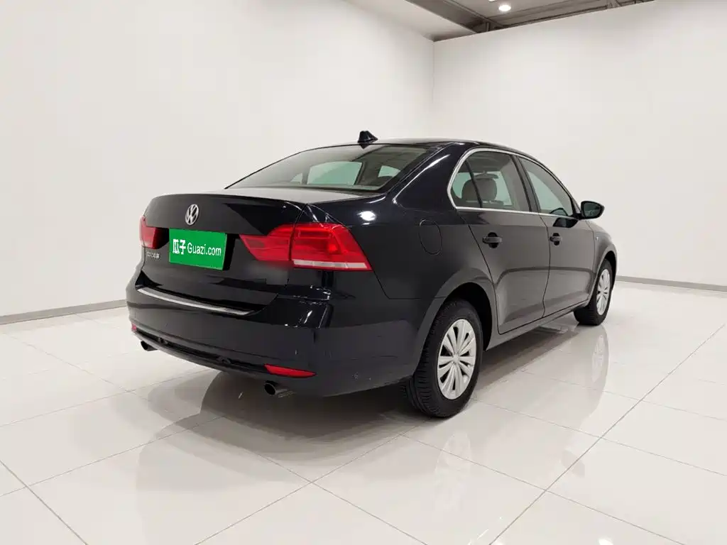 Volkswagen Santana — миниатюра 6