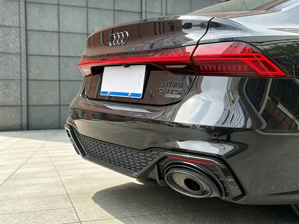 Audi A7L — миниатюра 17