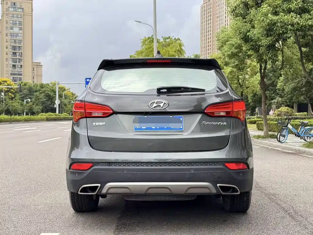 Hyundai Santa Fe — миниатюра 5