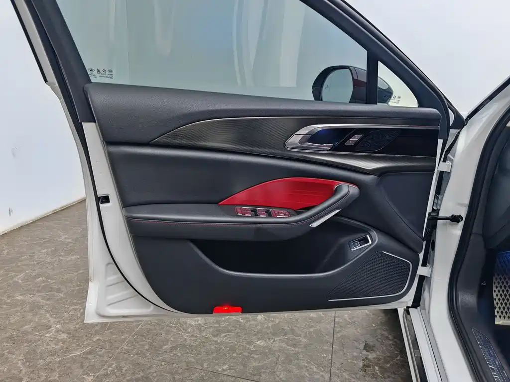 Hongqi Hongqi H6 — миниатюра 19