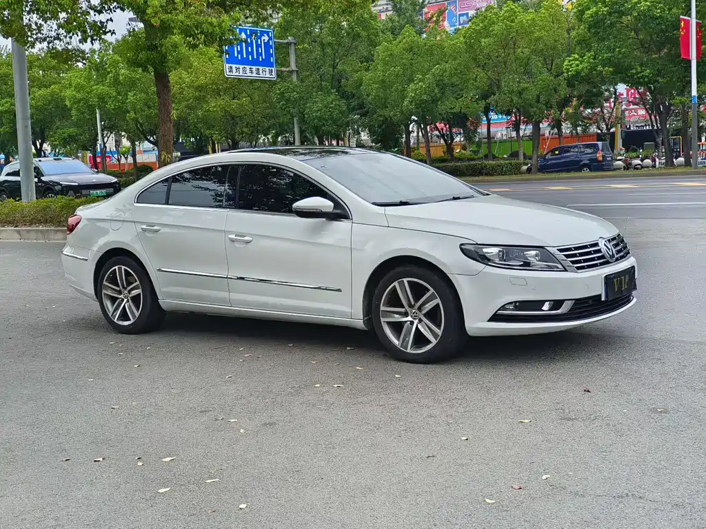 Volkswagen CC — миниатюра 3