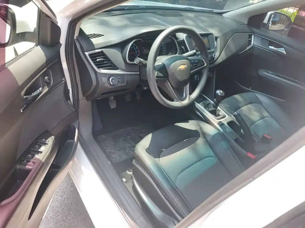 Chevrolet Cavalier — миниатюра 16