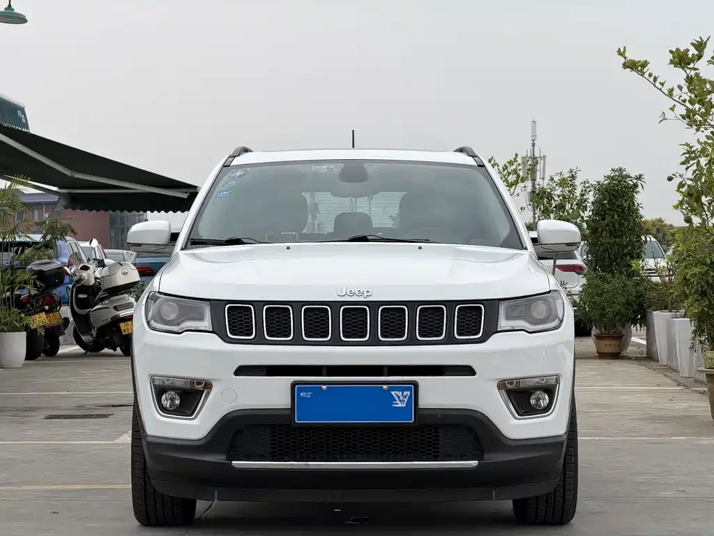 Jeep Compass — миниатюра 2