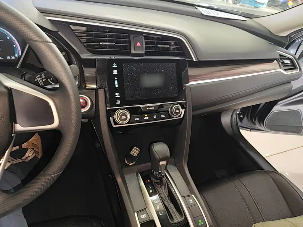 Honda Civic — миниатюра 10