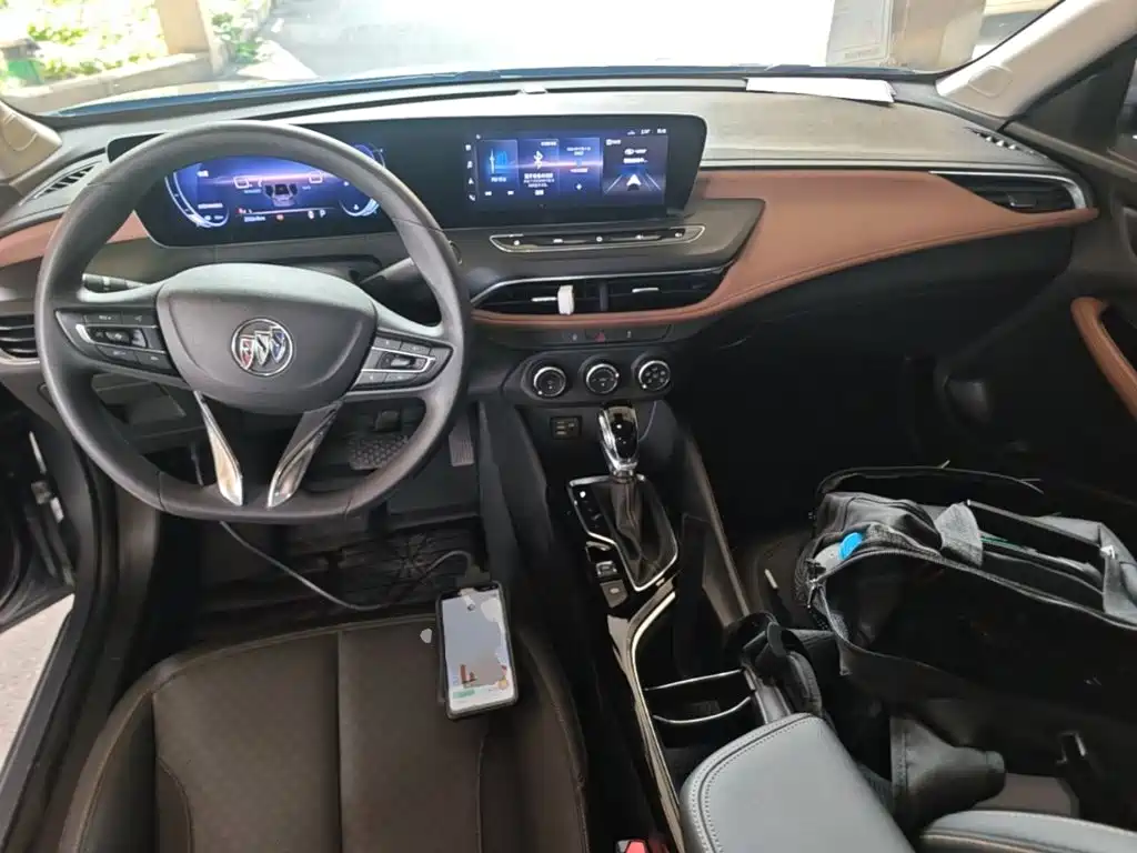 Buick Verano — миниатюра 10