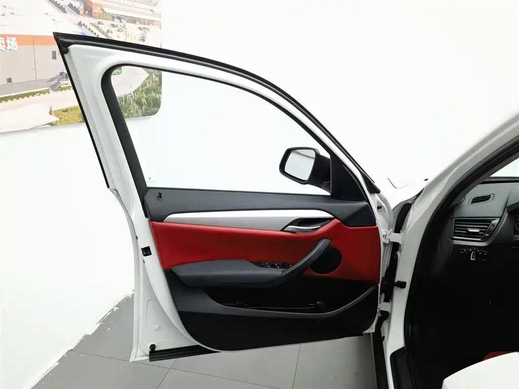 BMW X1 2014 sDrive18i Fashion