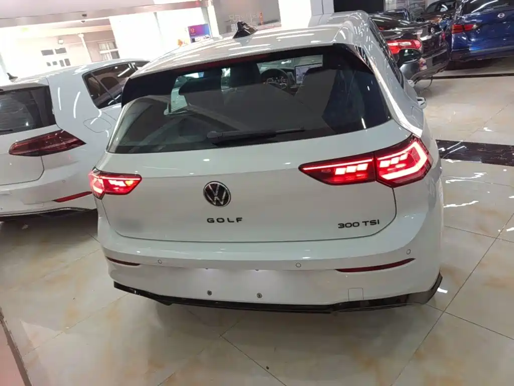 Volkswagen Golf — миниатюра 6