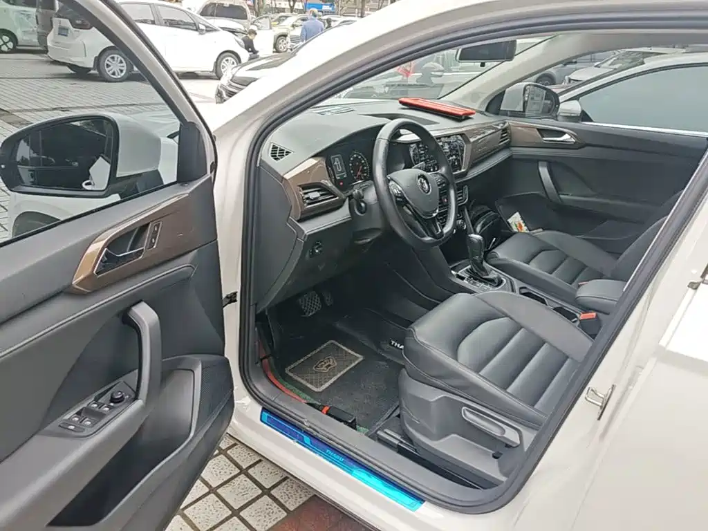 Volkswagen Tharu — миниатюра 16