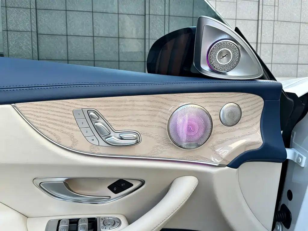 Mercedes-Benz E-Class (Import) — миниатюра 15