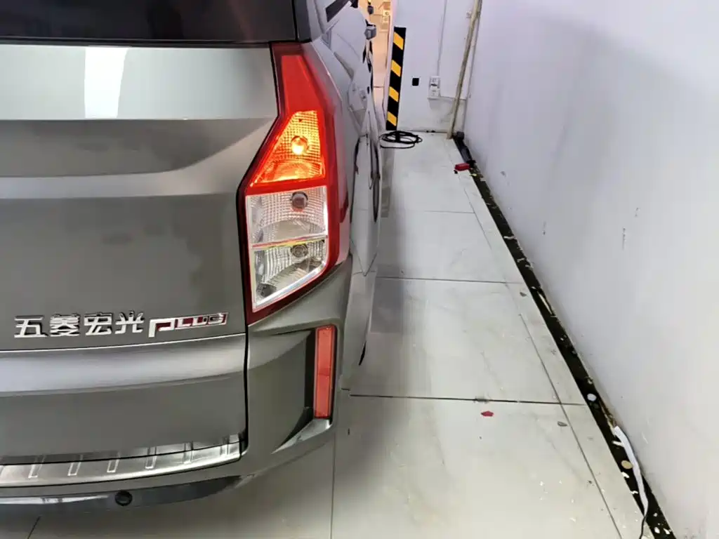 Wuling Hongguang PLUS — миниатюра 8