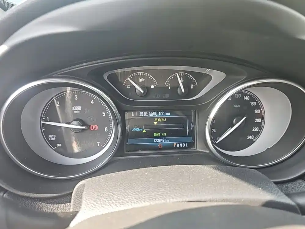 Buick Envision Plus — миниатюра 8