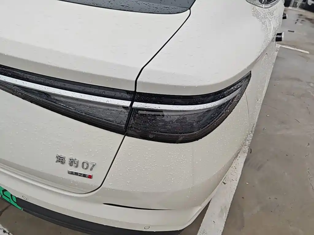 BYD Seal 07 DM-i — миниатюра 8