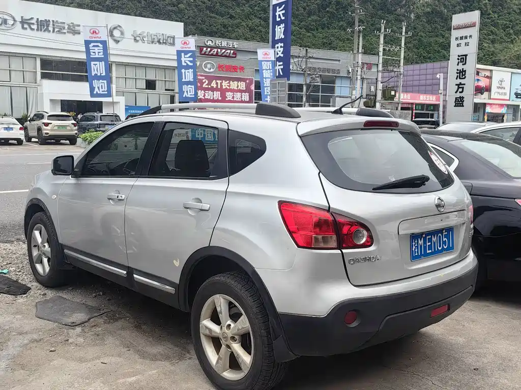 Nissan Qashqai — миниатюра 7