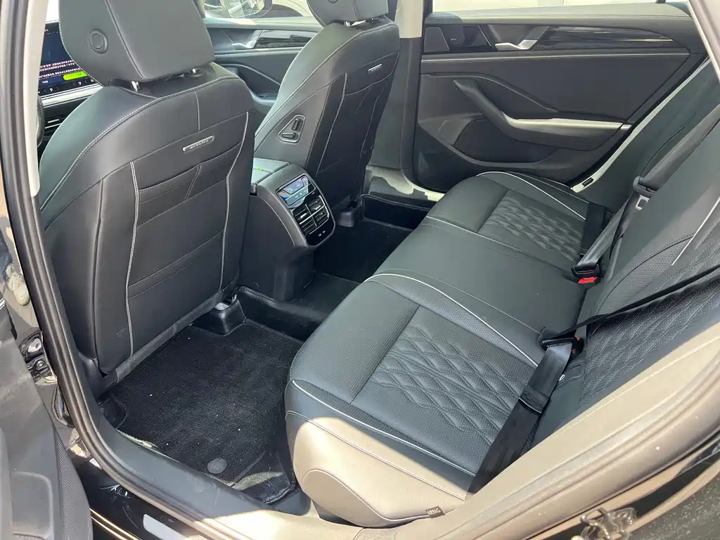 Volkswagen Magotan — миниатюра 10