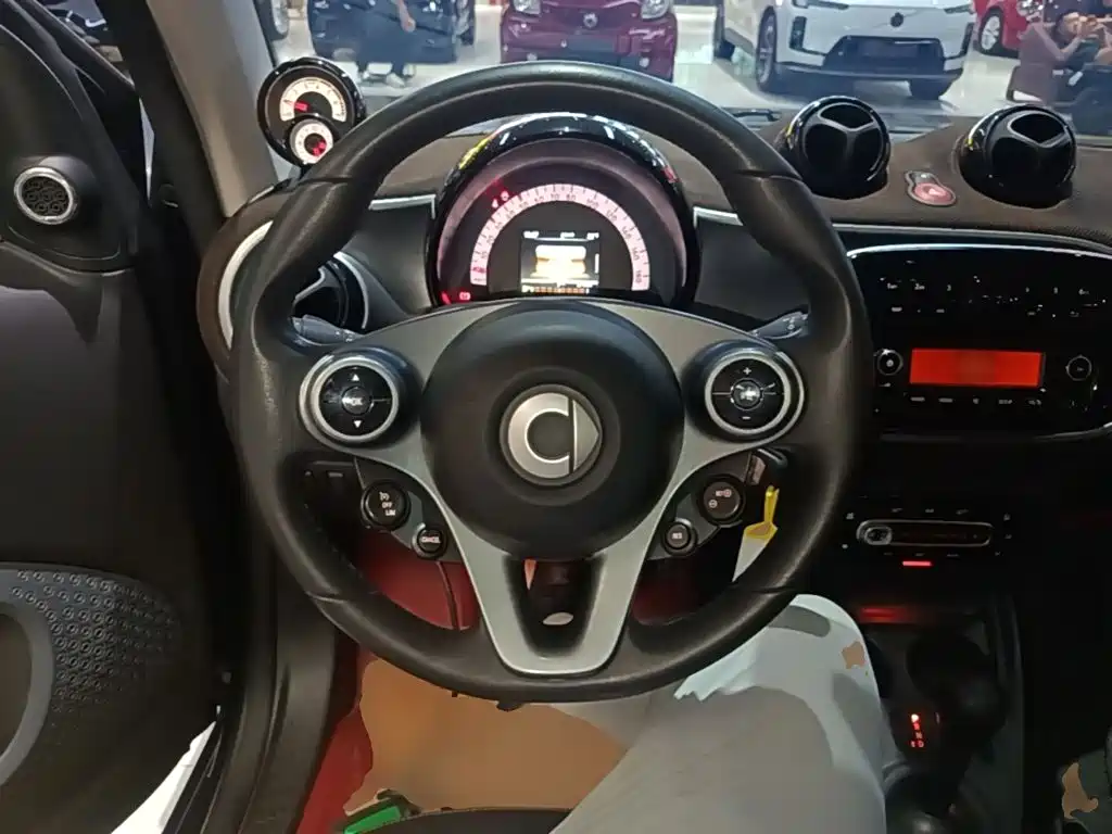 smart Smart Fortwo — миниатюра 11