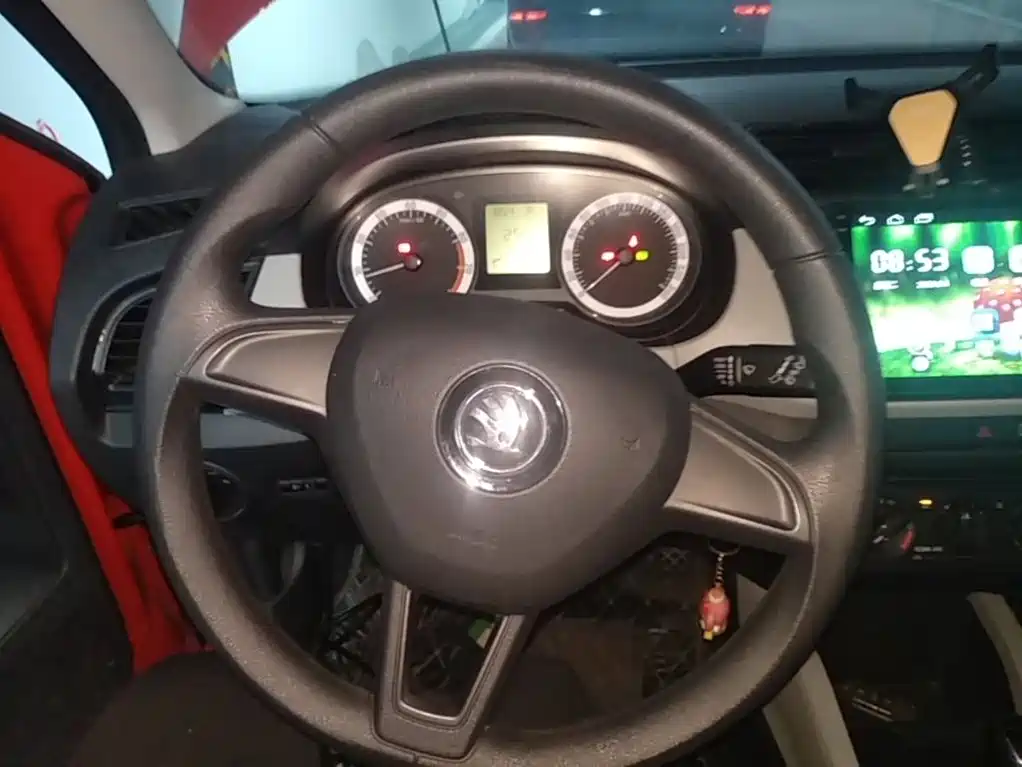 Skoda Fabia — миниатюра 11