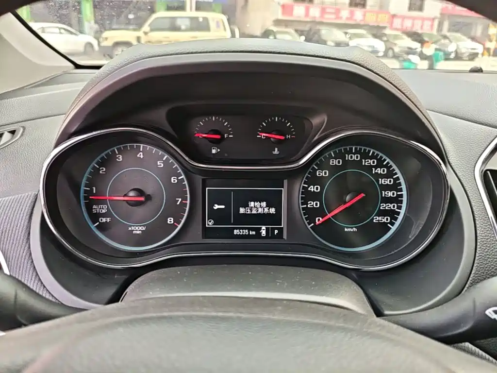 Chevrolet Cruze — миниатюра 12