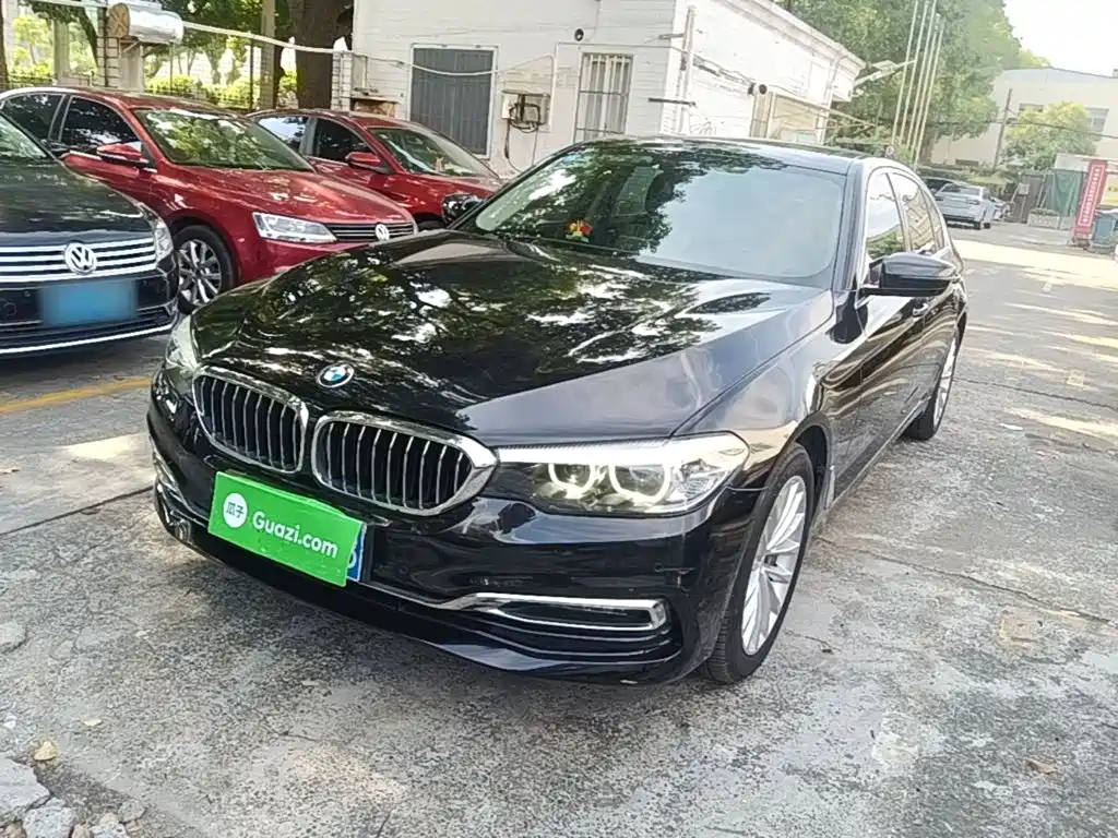 BMW 5 Series — миниатюра 2