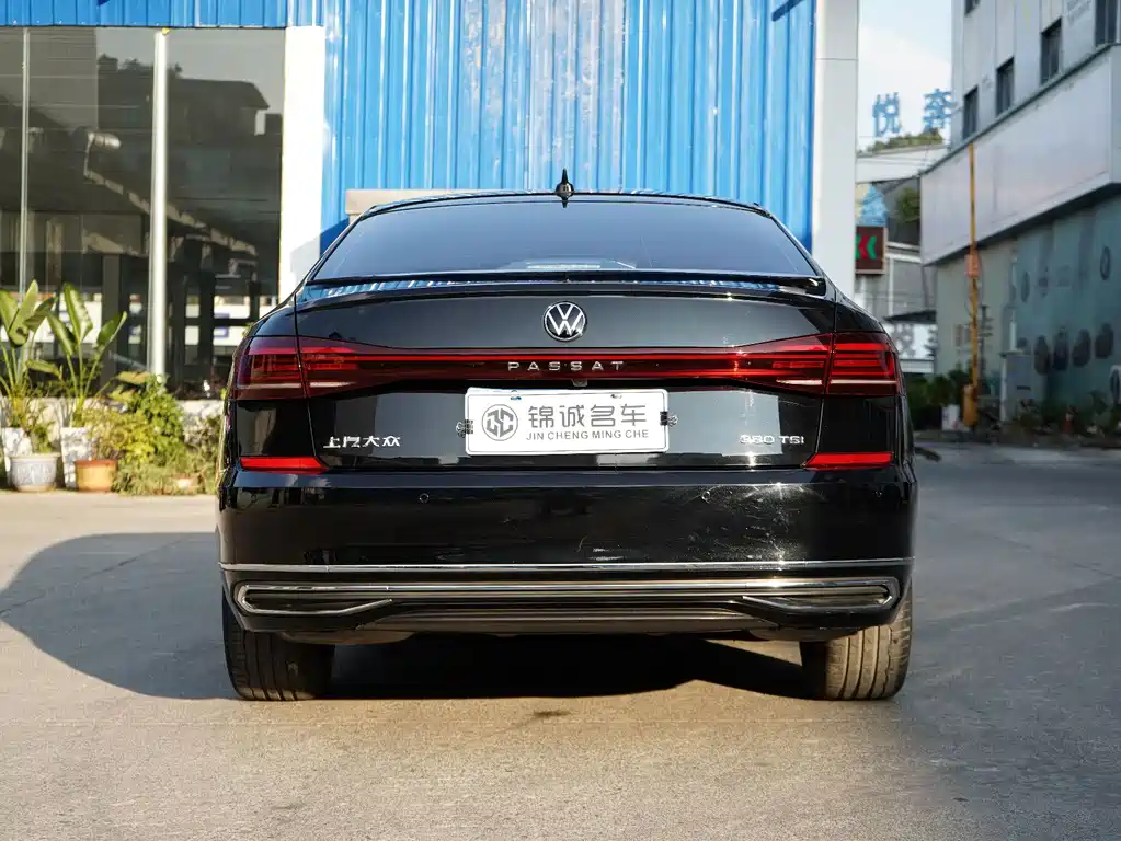 Volkswagen Passat — миниатюра 8