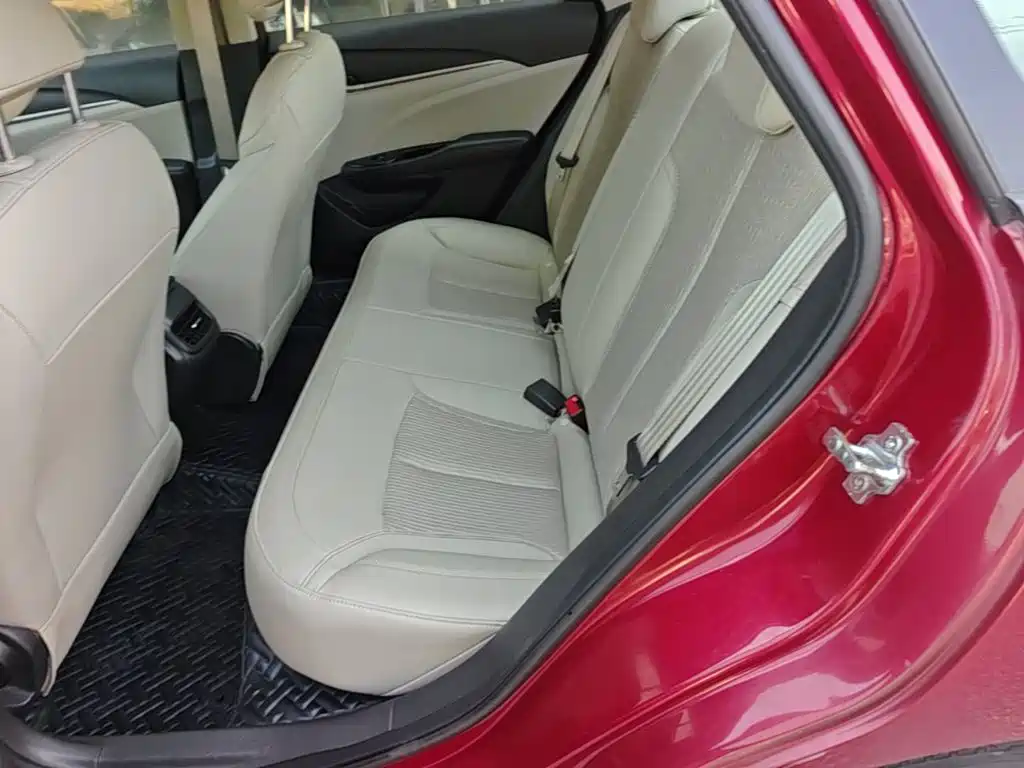 Buick Excelle — миниатюра 17