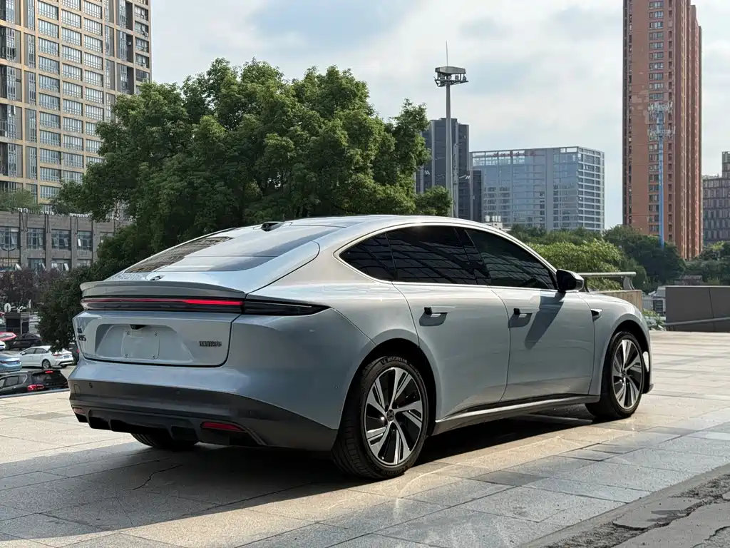 NIO ET5 — миниатюра 18