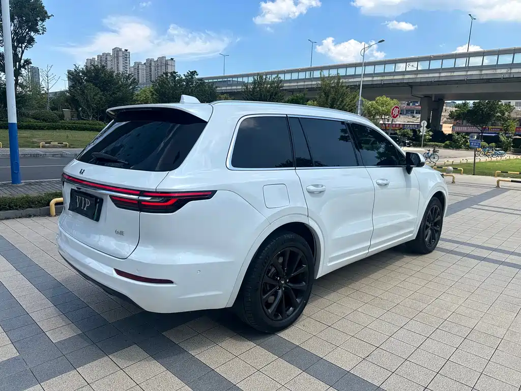 Li Auto Li ONE — миниатюра 13