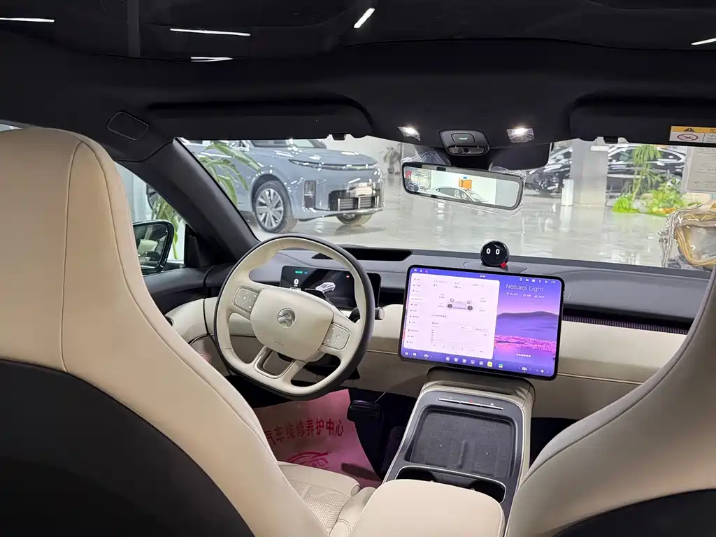 NIO ET5T — миниатюра 7