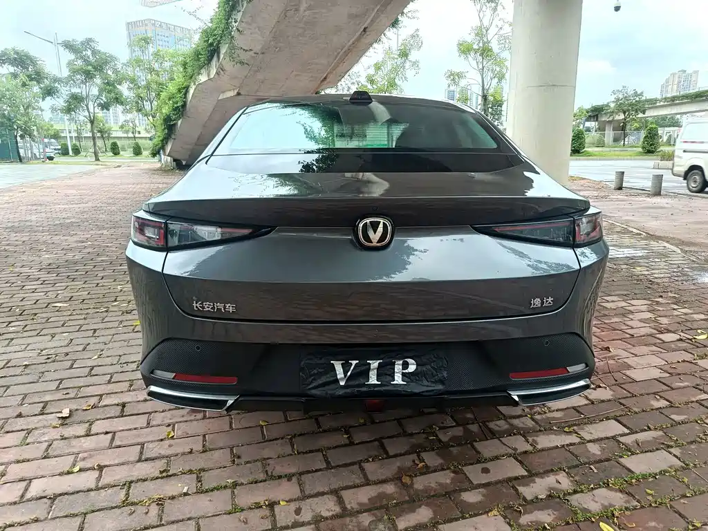 Changan Yida — миниатюра 9
