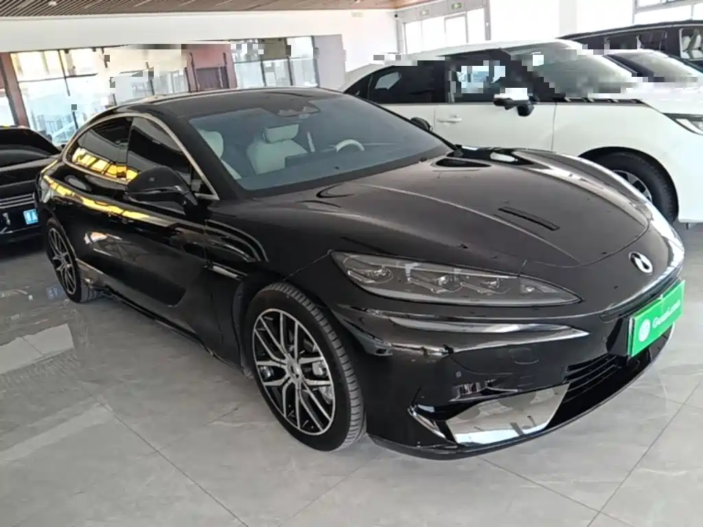 Denza Denza Z9 — миниатюра 4
