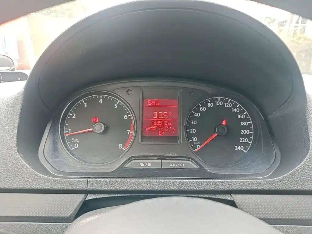 Volkswagen Jetta — миниатюра 12