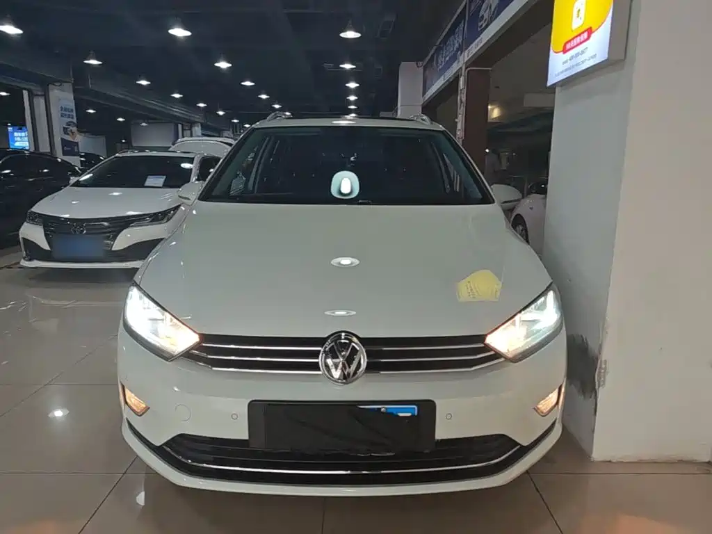 Volkswagen Golf Sportsvan — миниатюра 3