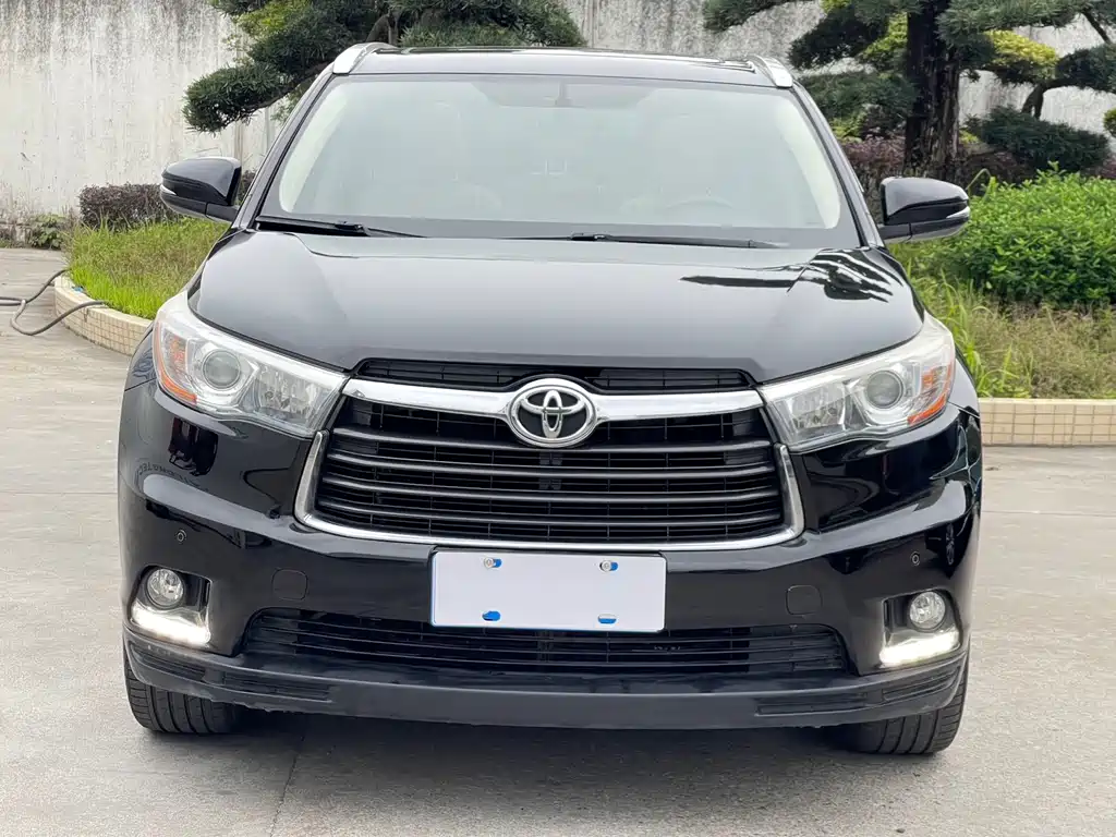 Toyota Highlander — миниатюра 2