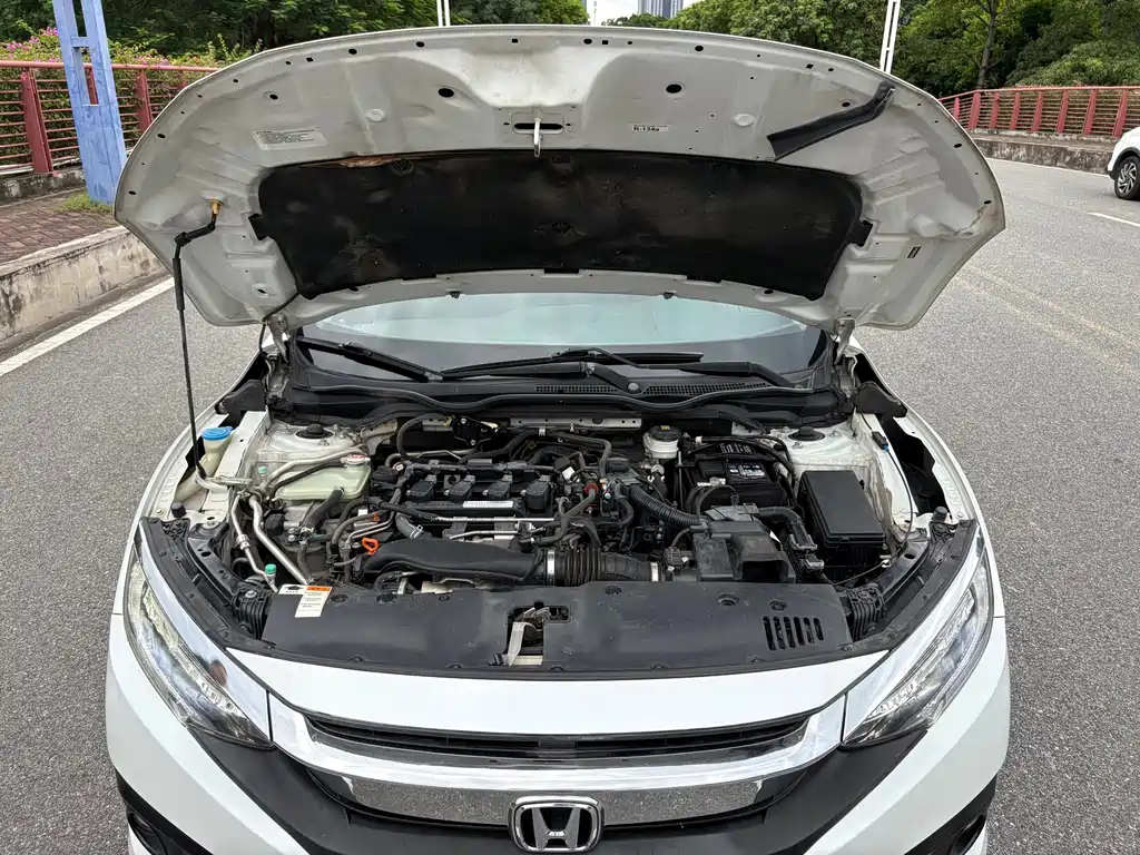 Honda Civic — миниатюра 8