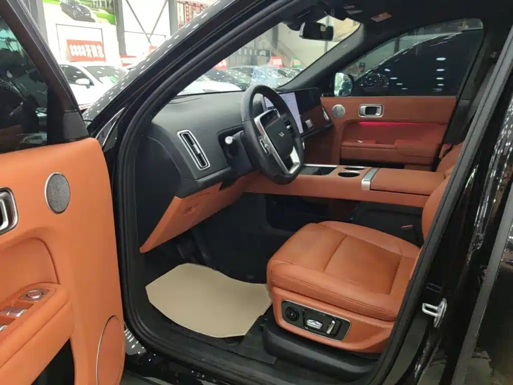 Li Auto Li L8 — миниатюра 16