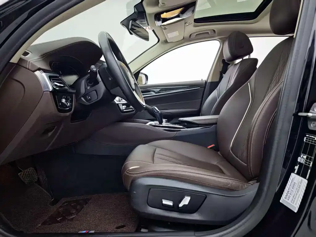 BMW 5 Series 5 2022 525Li Luxury