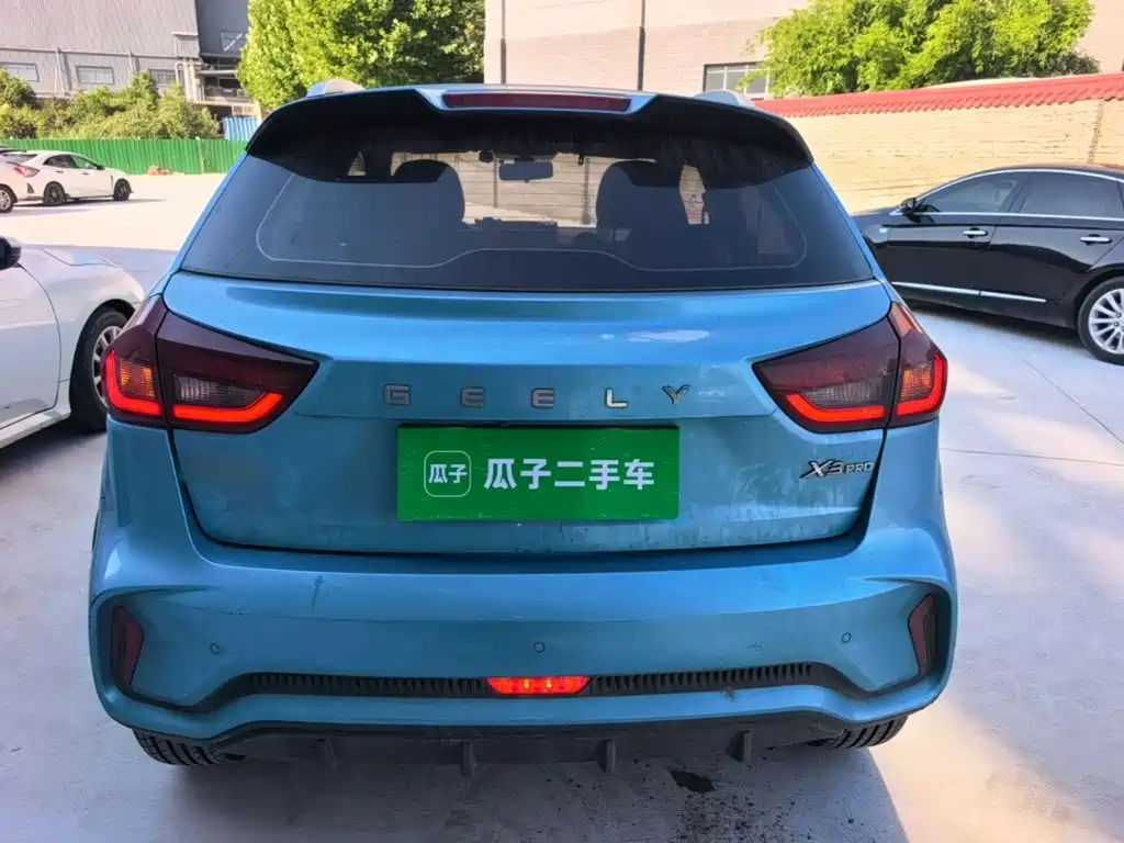 Geely Vision X3 — миниатюра 6
