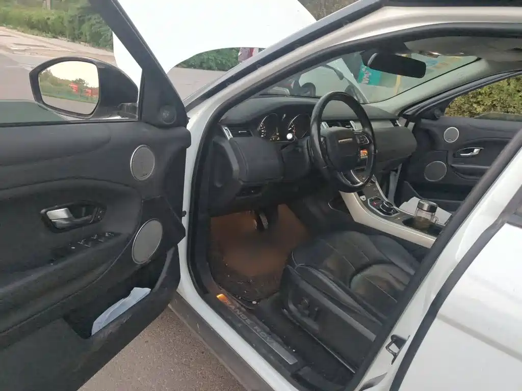 Land Rover Evoque — миниатюра 14
