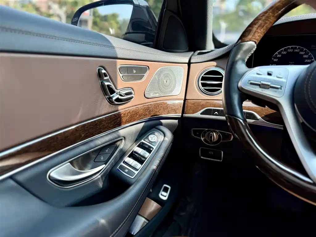 MERCEDES-BENZ S CLASS