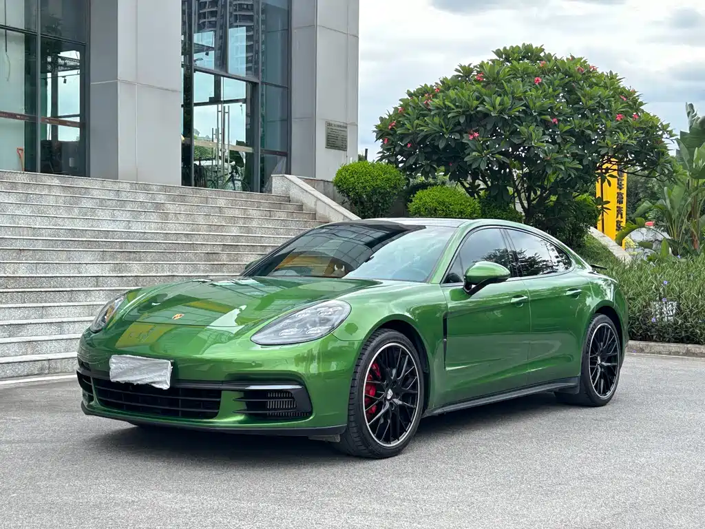 Porsche Panamera 2020
