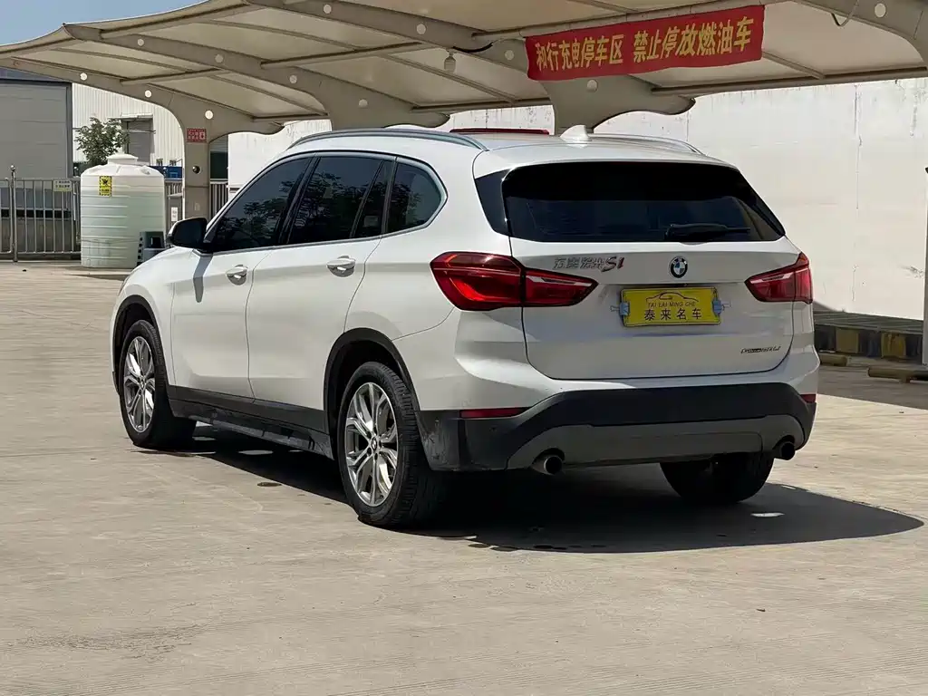 BMW X1 — миниатюра 7