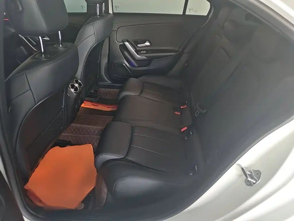 Mercedes-Benz A-Class — миниатюра 17