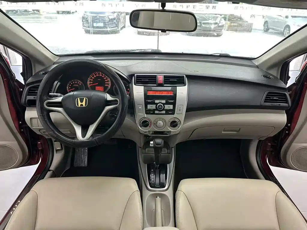 Honda City Classic — миниатюра 5