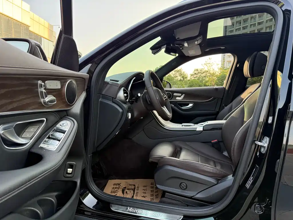 Mercedes-Benz GLC 2020 GLC 260 L 4MATIC Luxury