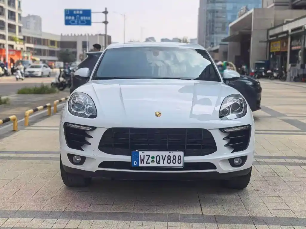 Porsche Macan — миниатюра 2