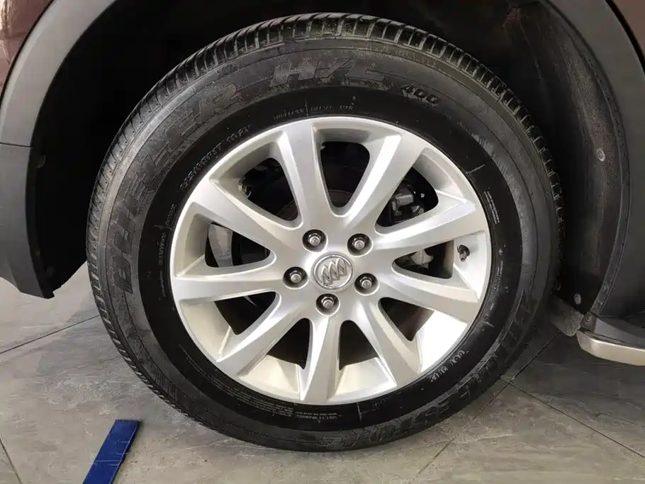 Buick Envision Plus — миниатюра 6