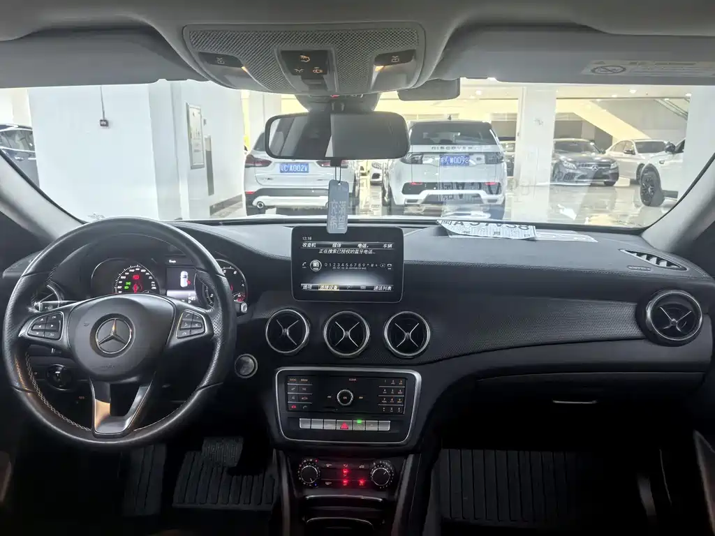 Mercedes-Benz GLA — миниатюра 9