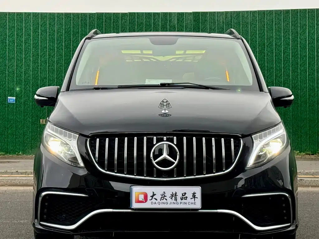 Mercedes-Benz Vito 2020 2.0T 7 мест