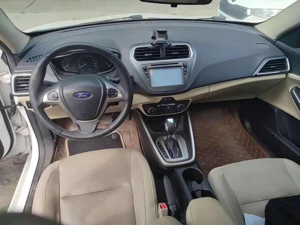 Ford Escort — миниатюра 14