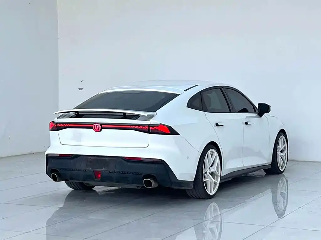 Changan UNI-V — миниатюра 7